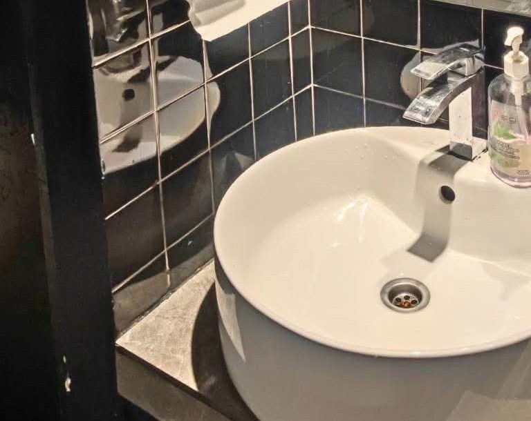 Fully-Equipped Restaurant for Takeover – Prime Publika Location