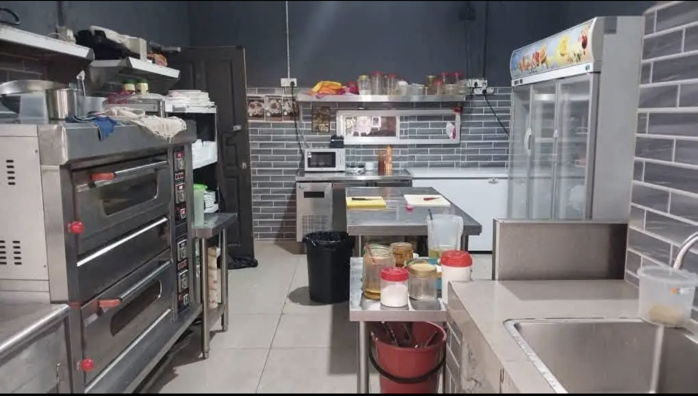 FINE DINING RESTAURANT