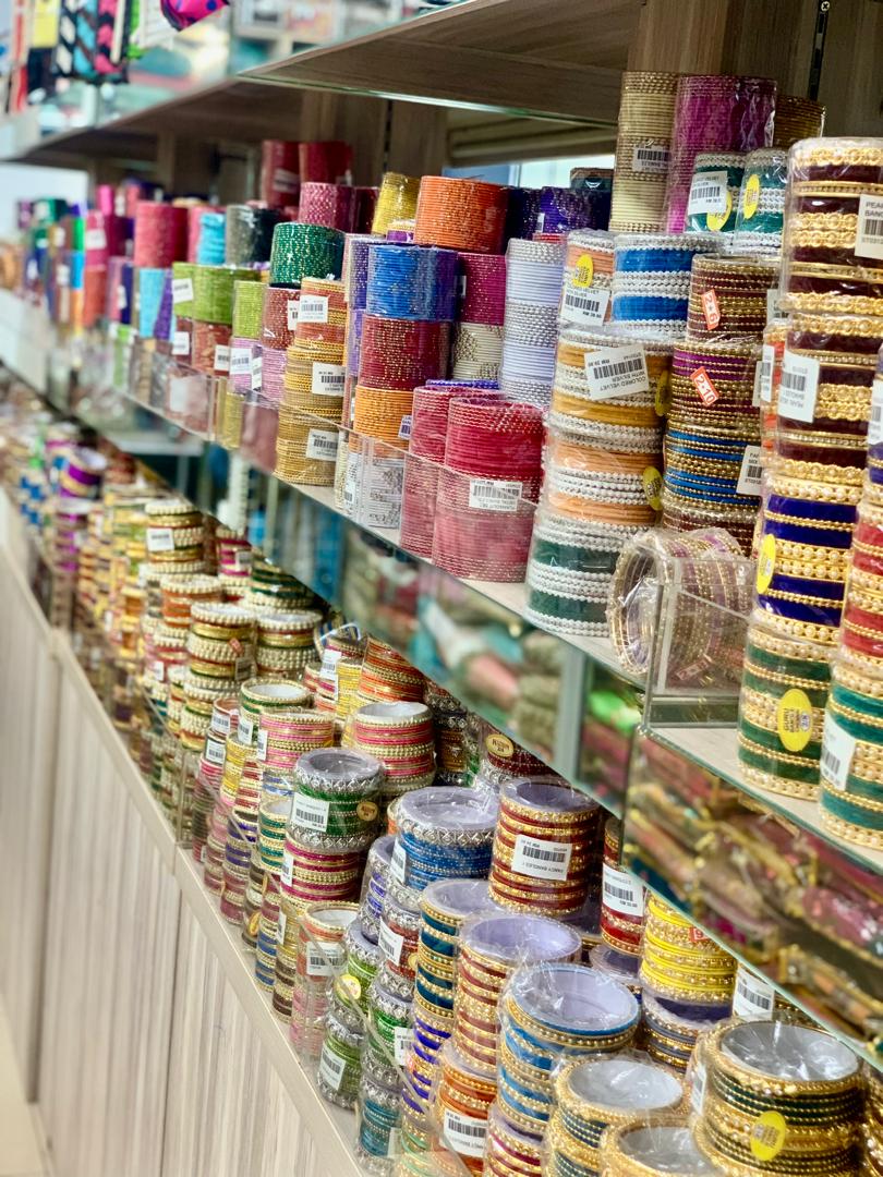 YONA FASHION & DESIGN SDN BHD