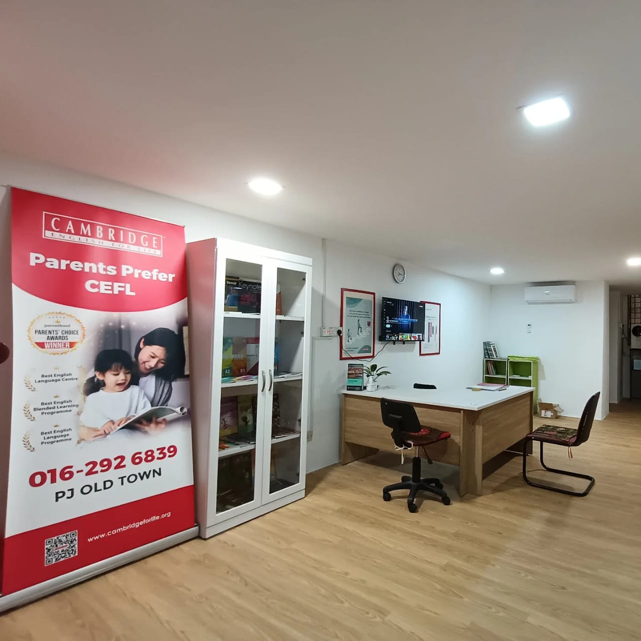 CAMBRIDGE ENGLISH FOR LIFE (PJ Old Town)
